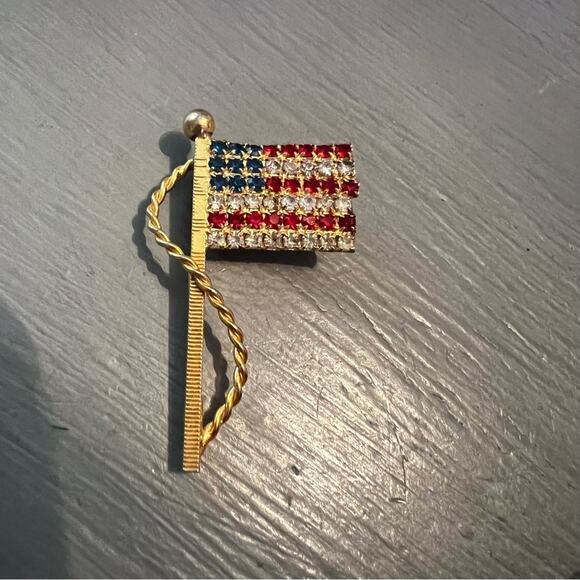Gold Tone Rhinestone Flag Pin - Picture 4 of 5